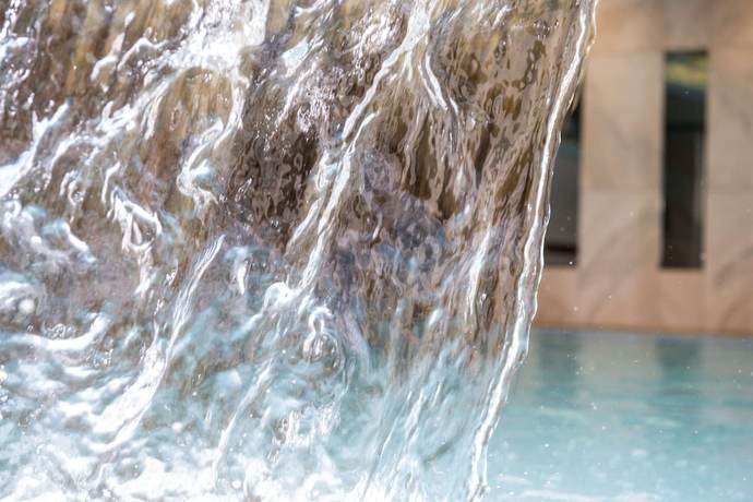 Imagen de la piscina del Hotel Maritim Hotel Ingolstadt. Foto 9