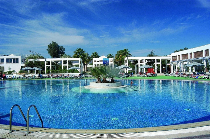 Imagen de la piscina del Hotel Maritim Jolie Ville Resort and Casino Sharm El Sheikh. Foto 15