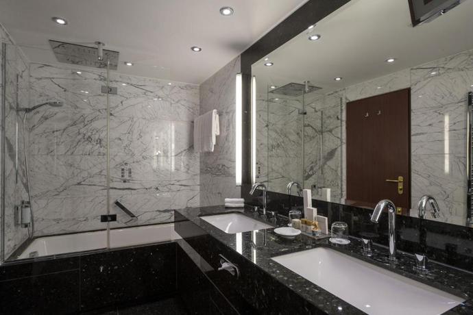 Imagen de la habitación del Hotel Maritim K&ouml;ln. Foto 7