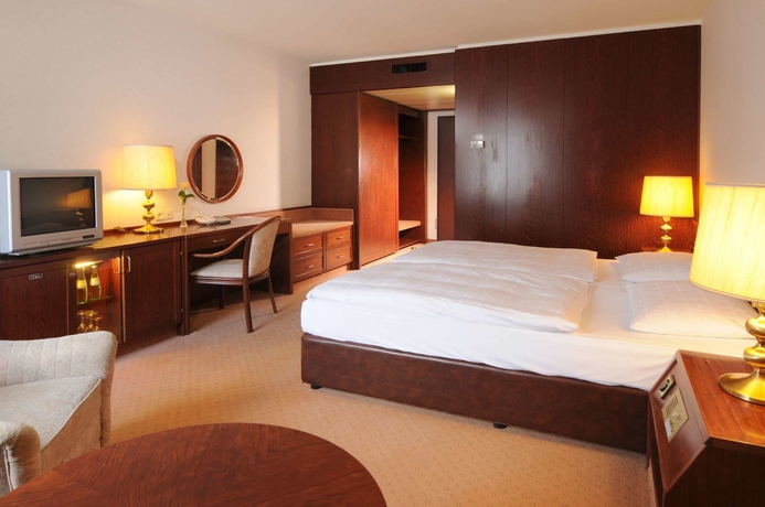 Imagen de la habitación del Hotel Maritim Königswinter. Foto 8