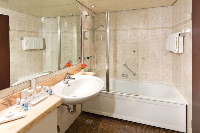 Imagen de la habitación del Hotel Maritim Königswinter. Foto 11