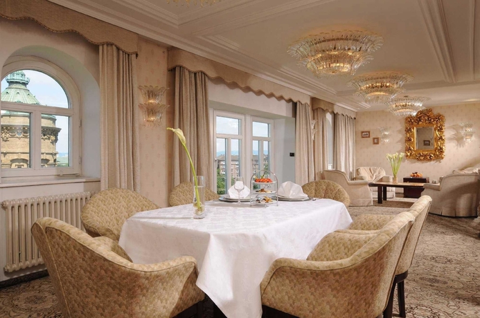 Imagen de la habitación del Hotel Maritim Mannheim. Foto 10