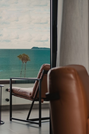 Imagen de la habitación del Hotel Maritim Marina Bay Luxury Resort. Foto 2