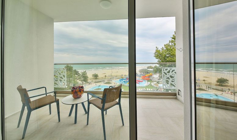 Imagen de la habitación del Hotel Maritim Paradise Blue Hotel And Spa. Foto 10