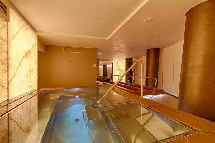 Imagen general del Hotel Maritim Plaza Tirana. Foto 6