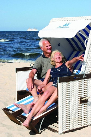 Imagen de los exteriores del Hotel Maritim Strandhotel Travem&uuml;nde. Foto 2