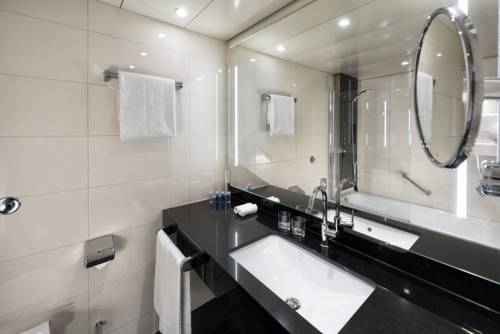 Imagen de la habitación del Hotel Maritim Ulm. Foto 2