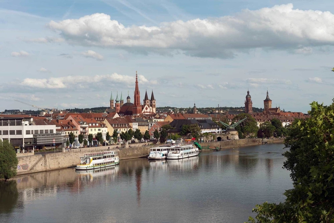 Imagen de los exteriores del Hotel Maritim Würzburg. Foto 13