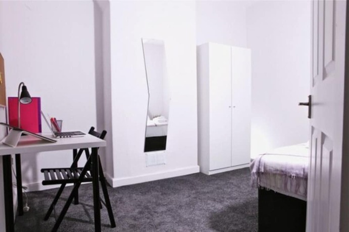 Imagen de la habitación del Hotel Maritime Apartments. Foto 20