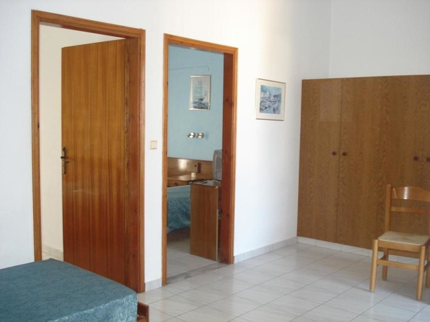 Imagen de la habitación del Hotel Maritime Aparts. Foto 11