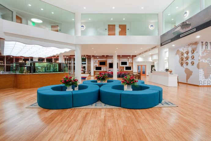 Imagen de los interiores del Hotel Maritime Hotel Fort Lauderdale Airport & Cruiseport. Foto 8