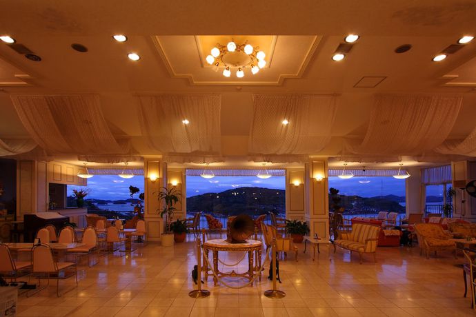 Imagen de los interiores del Hotel Maritime Kaikoen. Foto 9