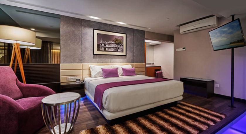 Imagen de la habitación del Hotel Maritime Luxury Suites. Foto 8