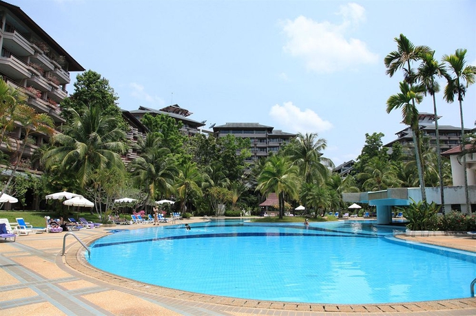 Imagen de la piscina del Hotel Maritime Park and Spa Resort. Foto 12