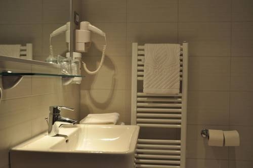 Imagen general del Hotel Maritimo, Makarska. Foto 11