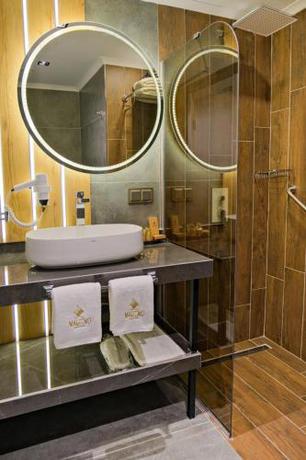 Imagen de la habitación del Hotel Maritimo, Ortahisar. Foto 19