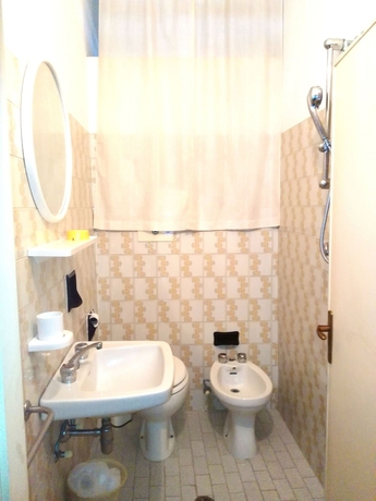 Imagen de la habitación del Hotel Marittimo. Foto 4