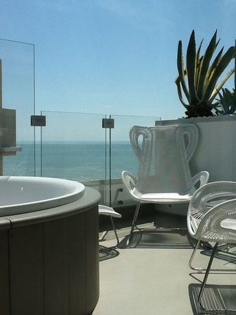 Imagen de la habitación del Hotel Mariver. Foto 8