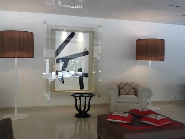 Imagen de los interiores del Hotel Mariver. Foto 12