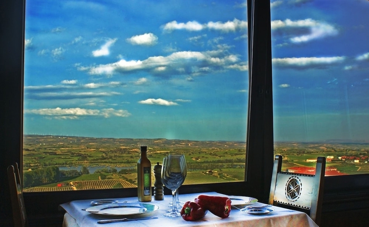 Imagen del bar/restaurante del Hotel Marixa. Foto 3