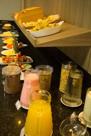 Imagen del bar/restaurante del Hotel Marja&iacute;. Foto 3