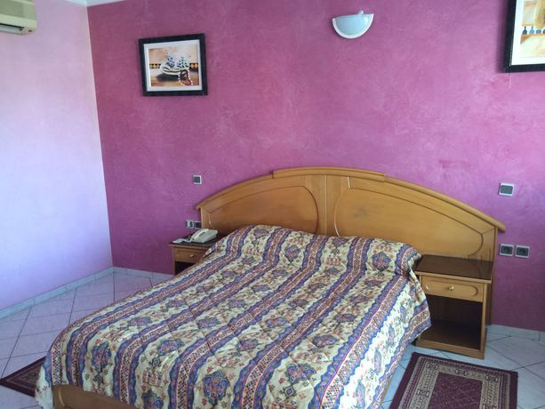 Imagen de los interiores del Hotel Marjane. Foto 16