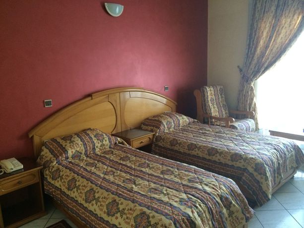 Imagen de la habitación del Hotel Marjane. Foto 10