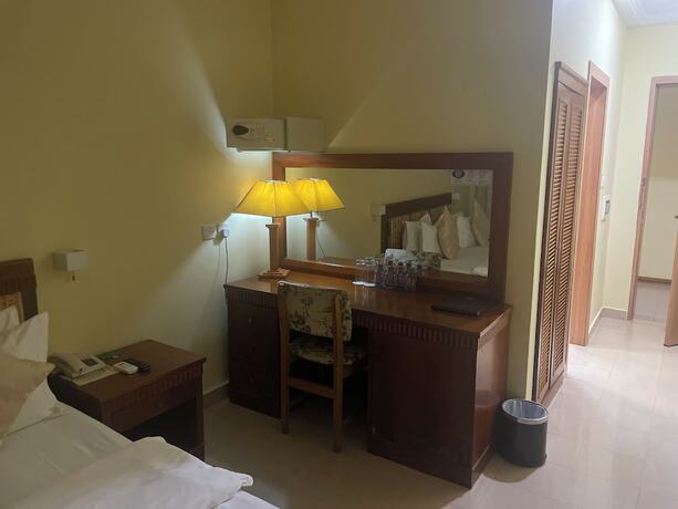 Imagen de la habitación del Hotel Marjorie 'y'. Foto 16