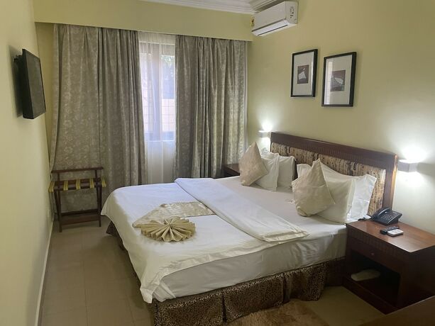 Imagen de la habitación del Hotel Marjorie 'y'. Foto 19
