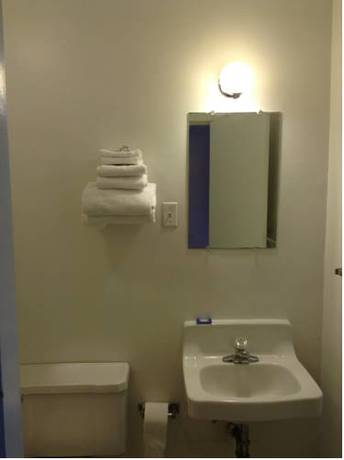 Imagen de la habitación del Hotel Mark Twain Motor Inn. Foto 6