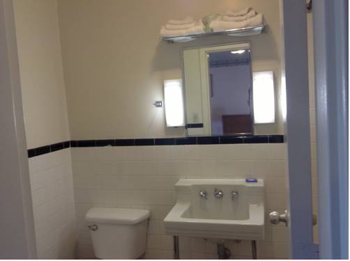 Imagen de la habitación del Hotel Mark Twain Motor Inn. Foto 7