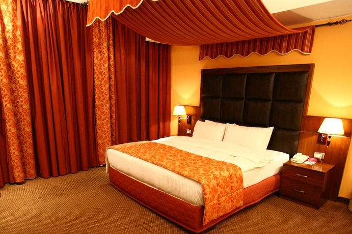 Imagen de la habitación del Hotel Markazia Suites. Foto 4