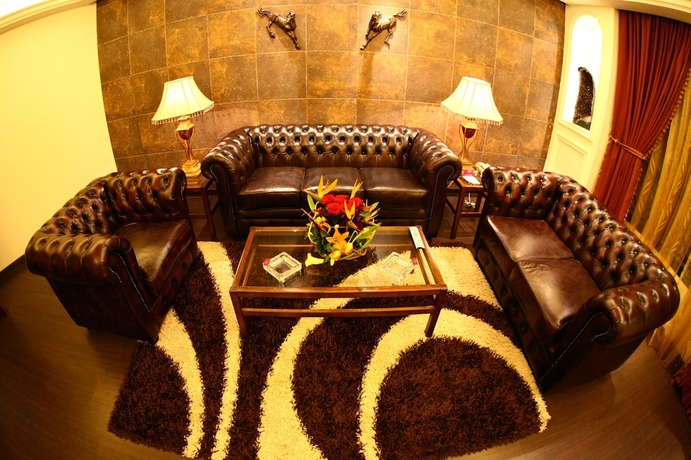 Imagen de la habitación del Hotel Markazia Suites. Foto 8