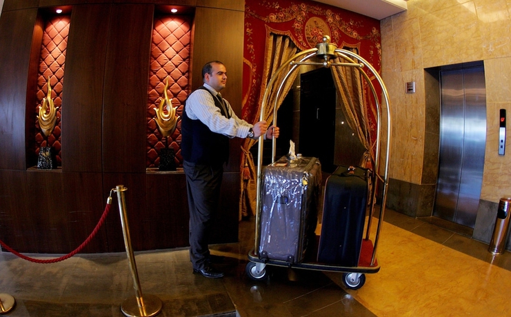 Imagen de los interiores del Hotel Markazia Suites. Foto 19