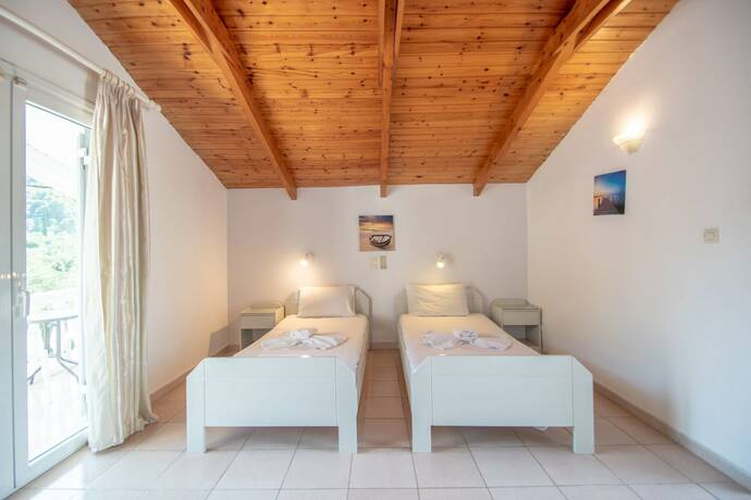 Imagen de la habitación del Hotel Markella Holiday Resort. Foto 19