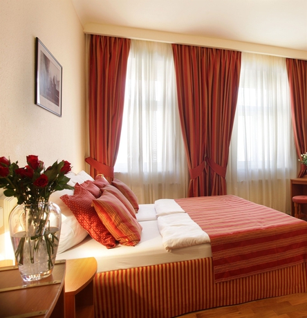 Imagen de la habitación del Hotel Marketa. Foto 10