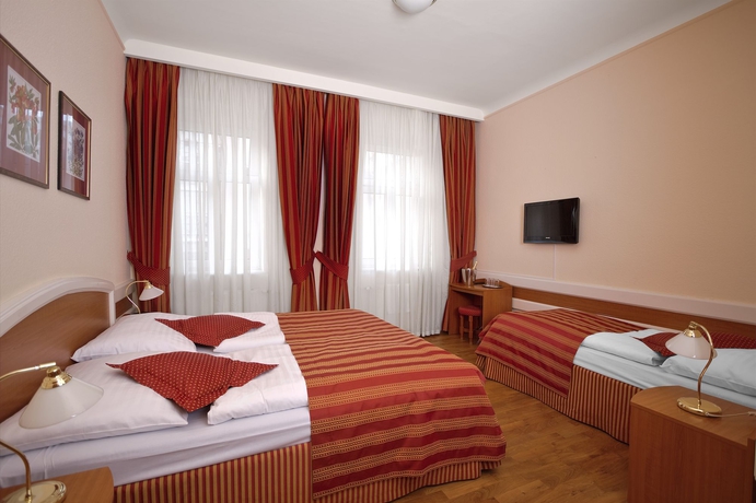 Imagen de la habitación del Hotel Marketa. Foto 13