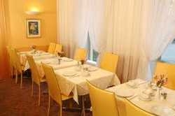 Imagen del bar/restaurante del Hotel Markgraf. Foto 2