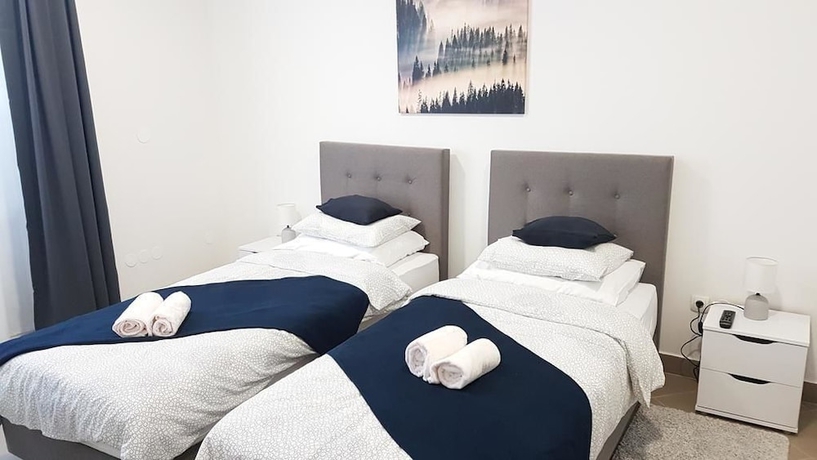 Imagen de la habitación del Hotel Marko Airport Rooms. Foto 5