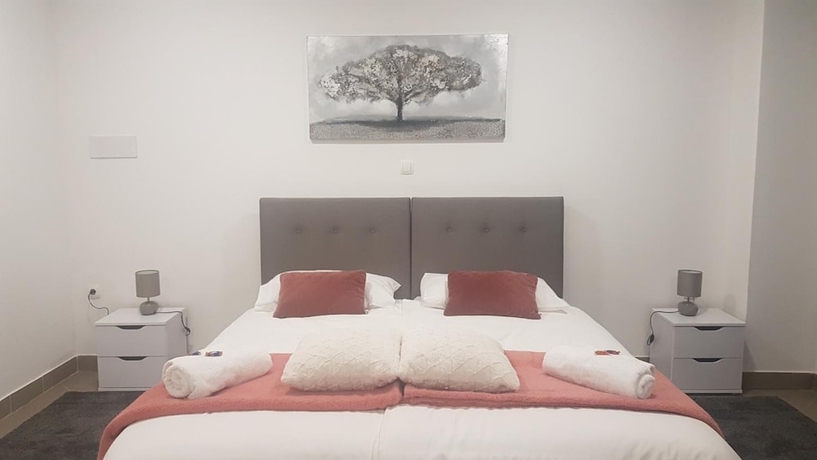Imagen de la habitación del Hotel Marko Airport Rooms. Foto 15