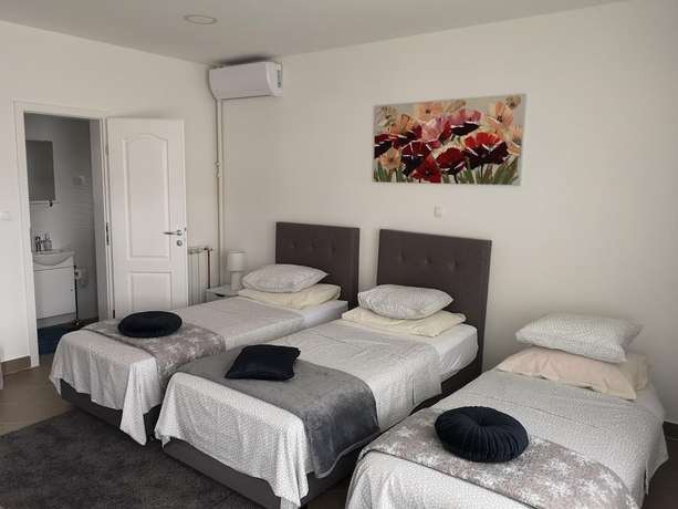 Imagen de la habitación del Hotel Marko Airport Rooms. Foto 16