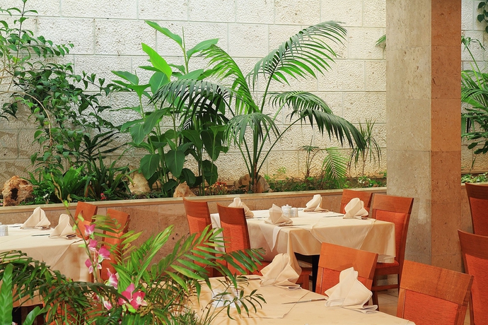 Imagen del bar/restaurante del Hotel Marko Polo Hotel by Aminess. Foto 2