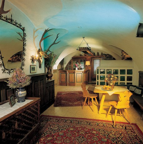 Imagen de los interiores del Hotel Markterwirt. Foto 11