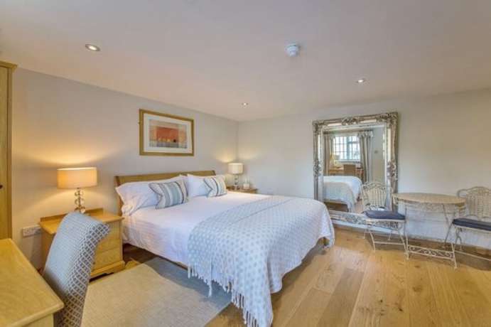 Imagen de la habitación del Hotel Marlborough Arms. Foto 2