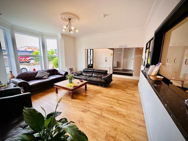 Imagen general del Hotel Marlborough. Foto 7