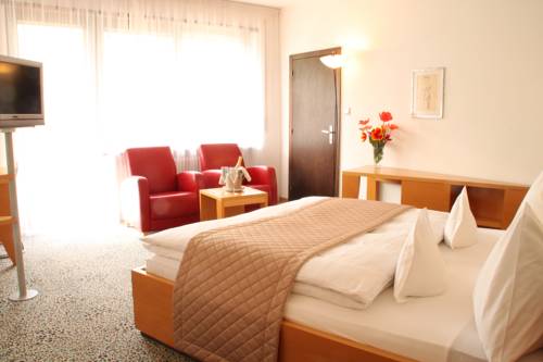 Imagen de la habitación del Hotel Marlena. Foto 11