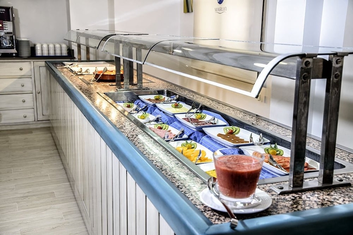 Imagen del bar/restaurante del Hotel Marlin Antilla Playa. Foto 2