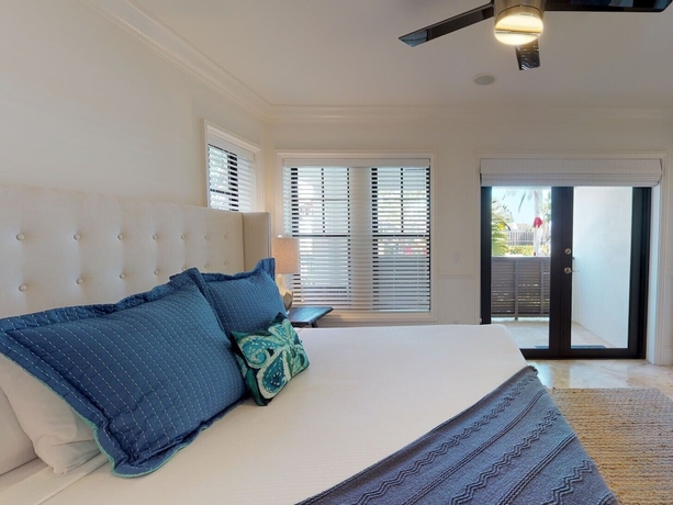 Imagen de la habitación del Hotel Marlin Bay Resort and Marina. Foto 8