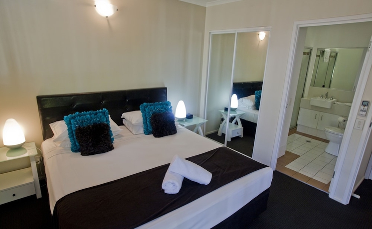 Imagen de la habitación del Hotel Marlin Cove Resort. Foto 5