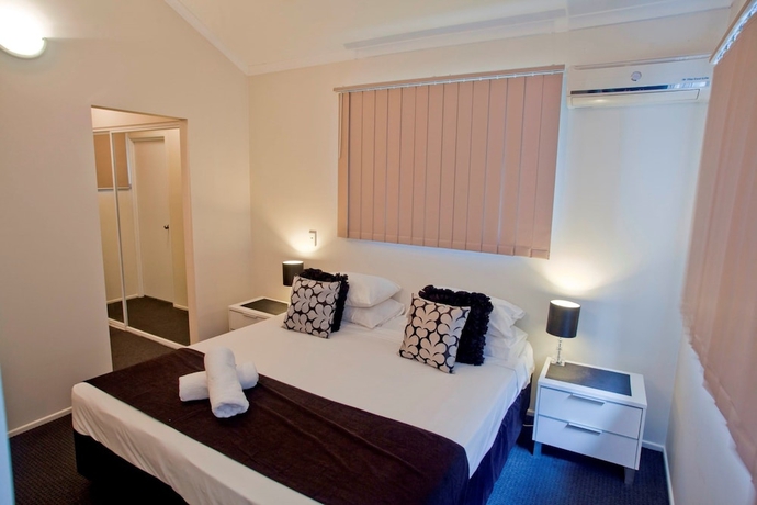 Imagen de la habitación del Hotel Marlin Cove Resort. Foto 11